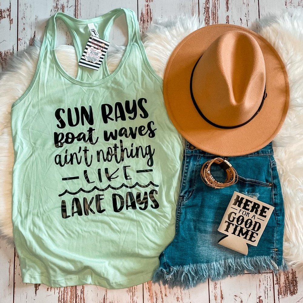 ladies summer tank | Nothin Like Lake Days